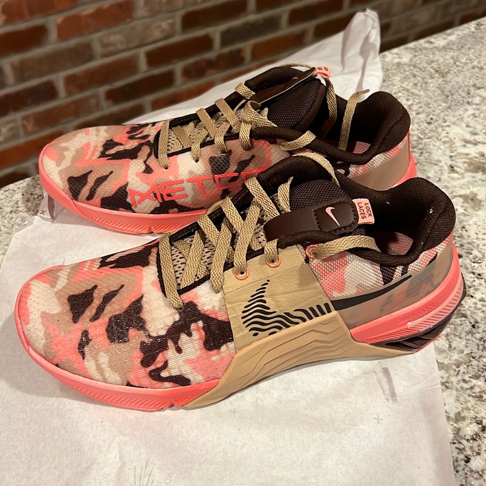 Nike Metcon Workout Sneakers Women’s 8.5